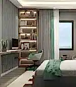 VR360 PAKETİ iç mimar stiliyle tasarlanan bu modern yatak odasında rahat bir yatak, yeşil vurgular, sandalyeli bir çalışma masası, şık kitap ve dekor dolu raflar, zarif bir saksı kaktüsü ve perdeli büyük bir pencere ön plana çıkıyor.